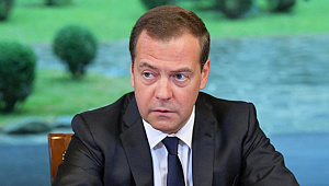 Медведев призвал обращать внимание на движение вузов в рейтингах