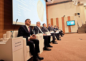 На парламентских слушаниях в Государственной Думе обсудили стратегические направления развития АПК в современных условиях санкционного давления